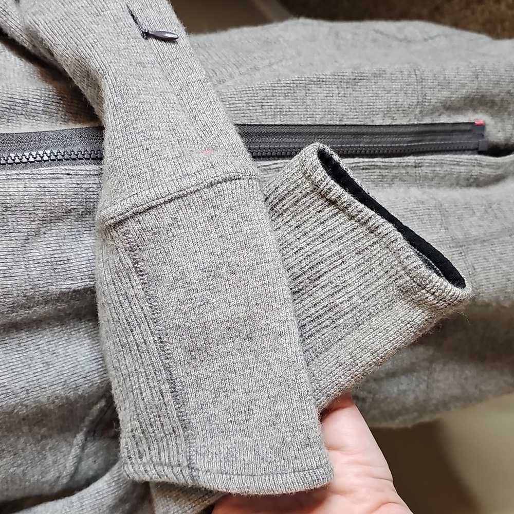 Title Nine Light Gray Asymmetrical Zip Jacket Wool Blend Sweater Medium - Picture 5 of 10